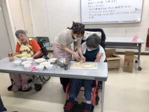 移動支援／作って食べよう